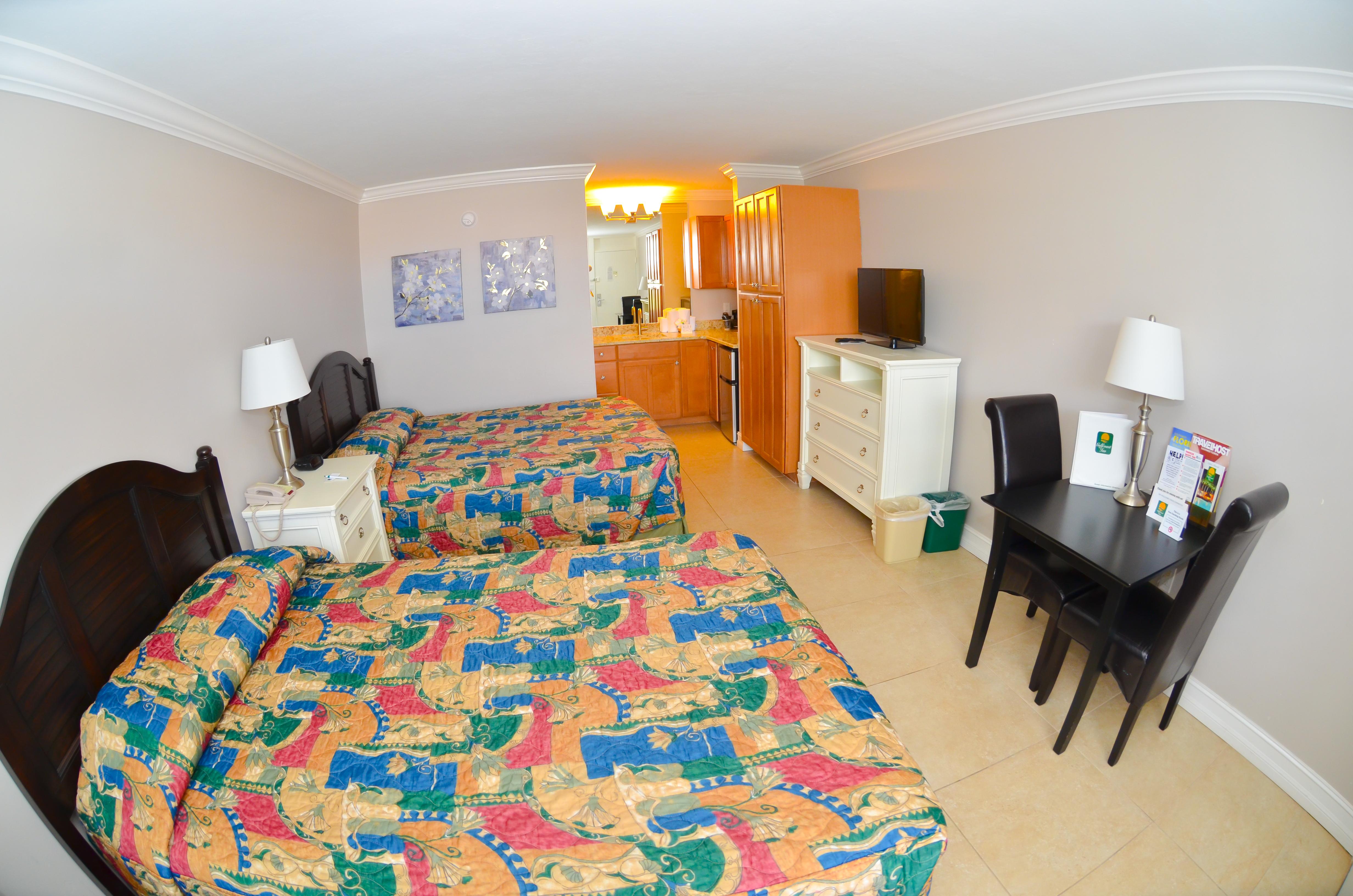 Gulfcoast Inn Napoli Bagian luar foto
